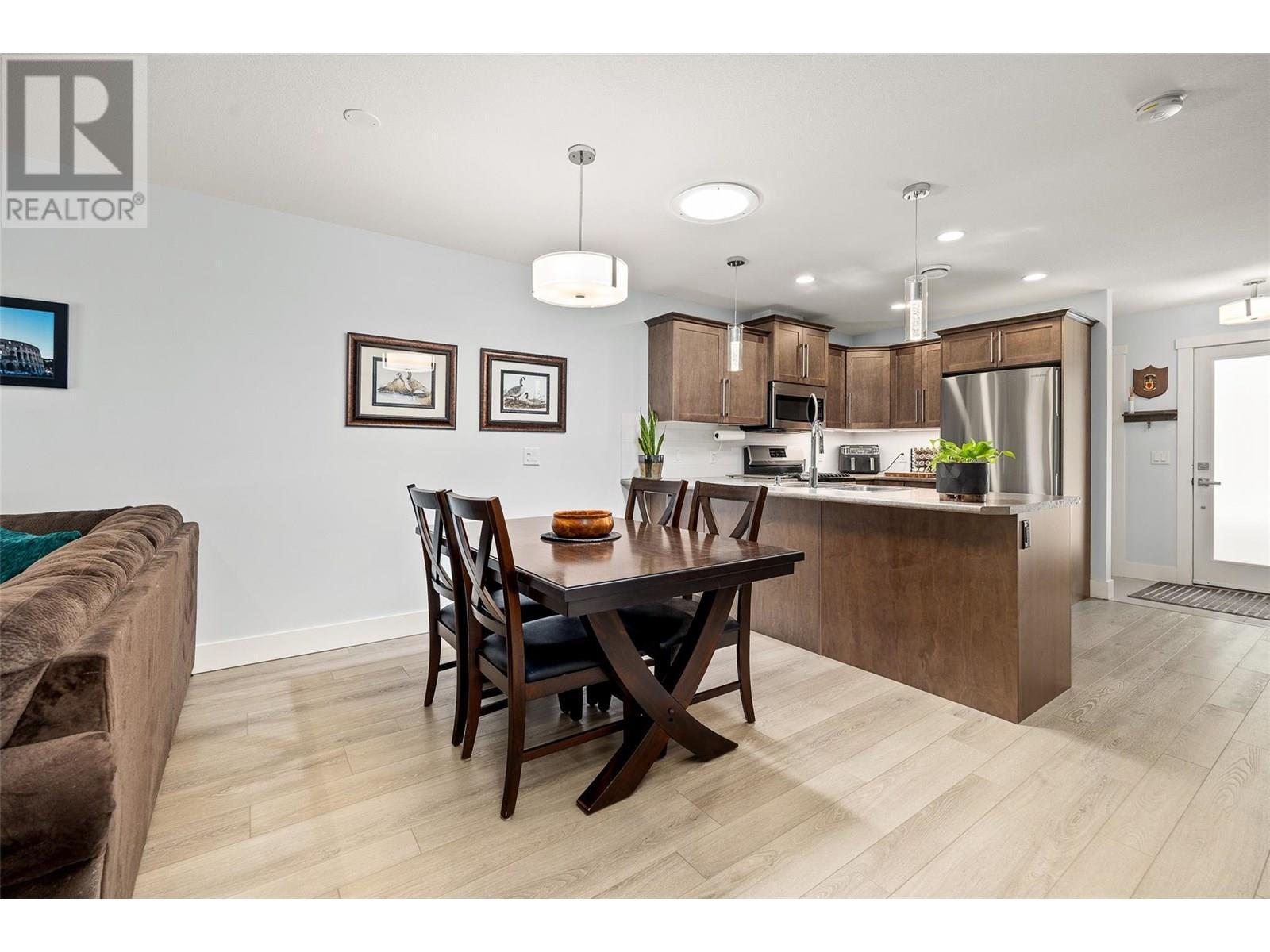Property Photo:  1170 Brant Avenue 6  BC V1Y 1N1 