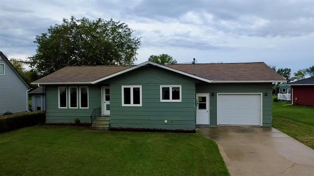 514 Morton Avenue West  Deloraine MB R0M 0M0 photo