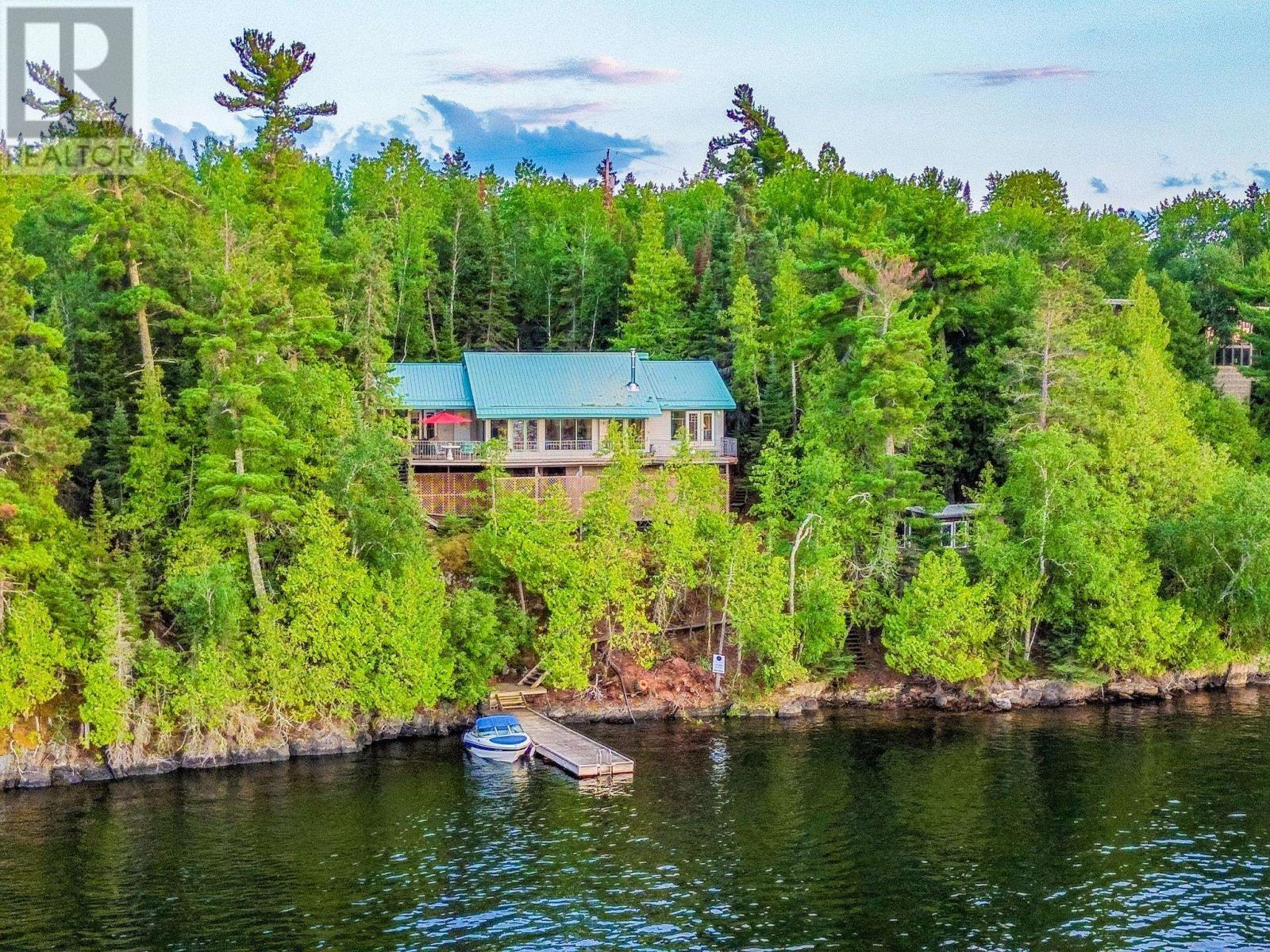 5 Whiskey Jack Way, S Shore Poplar Bay  S of Kenora ON P0X 1C0 photo