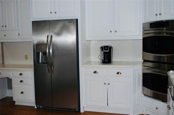 Property Photo: 545 Oak Bridge Trail GA 30022