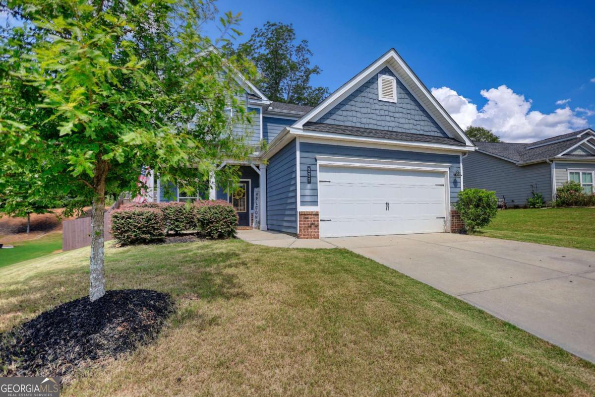 Property Photo:  222 Stonecreek Bend  GA 30655 