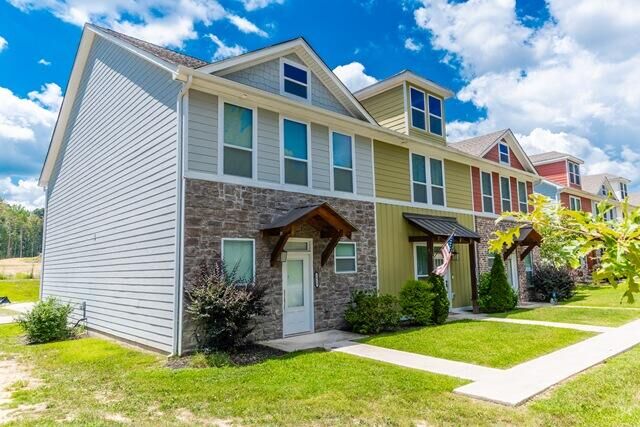 Property Photo:  1916 Young Road SE  TN 37323 