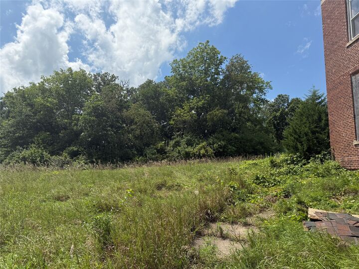 Property Photo: 8227 Geneva Street IA 55435