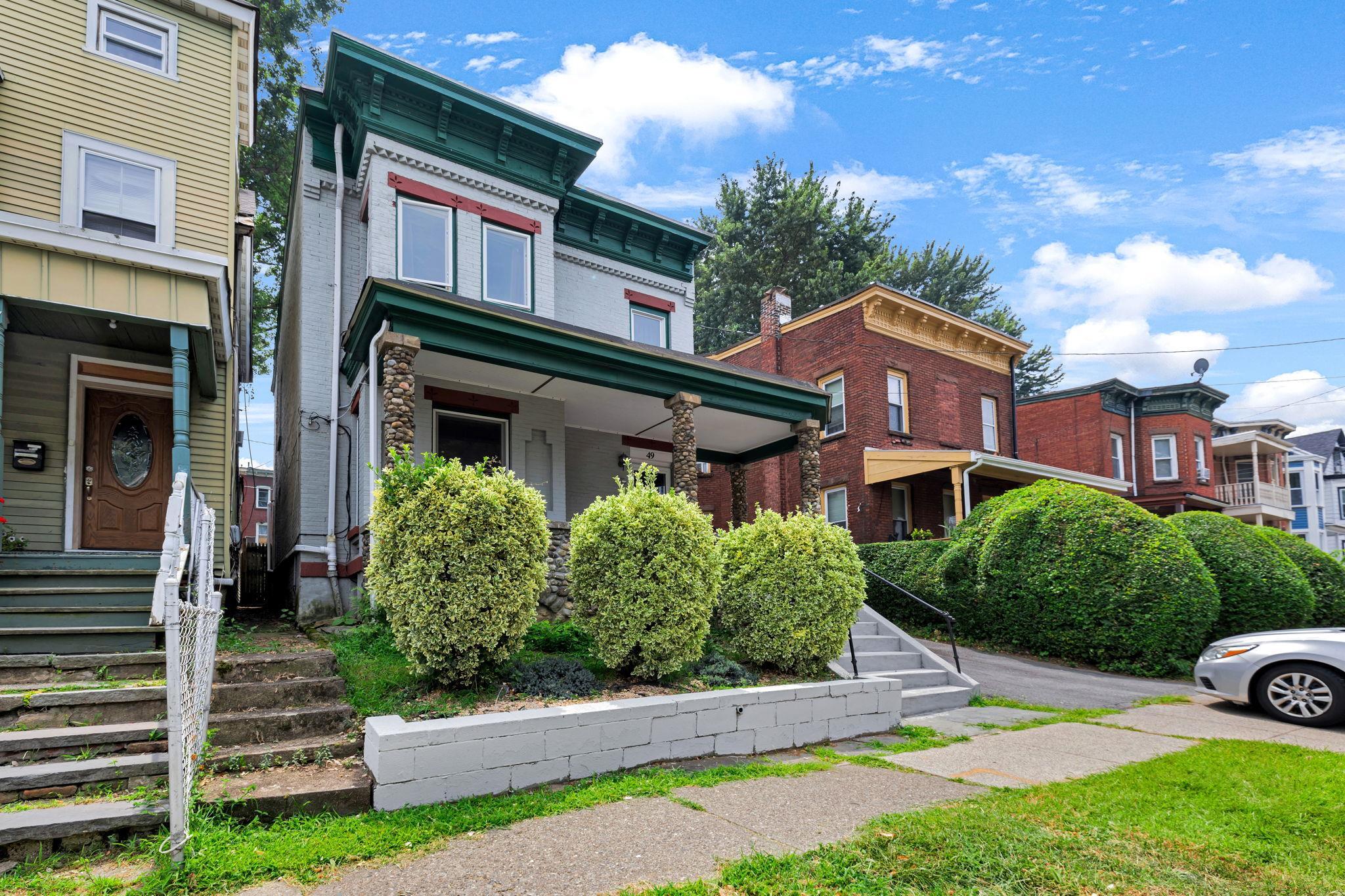 Property Photo: 49 Overlook Place NY 12550