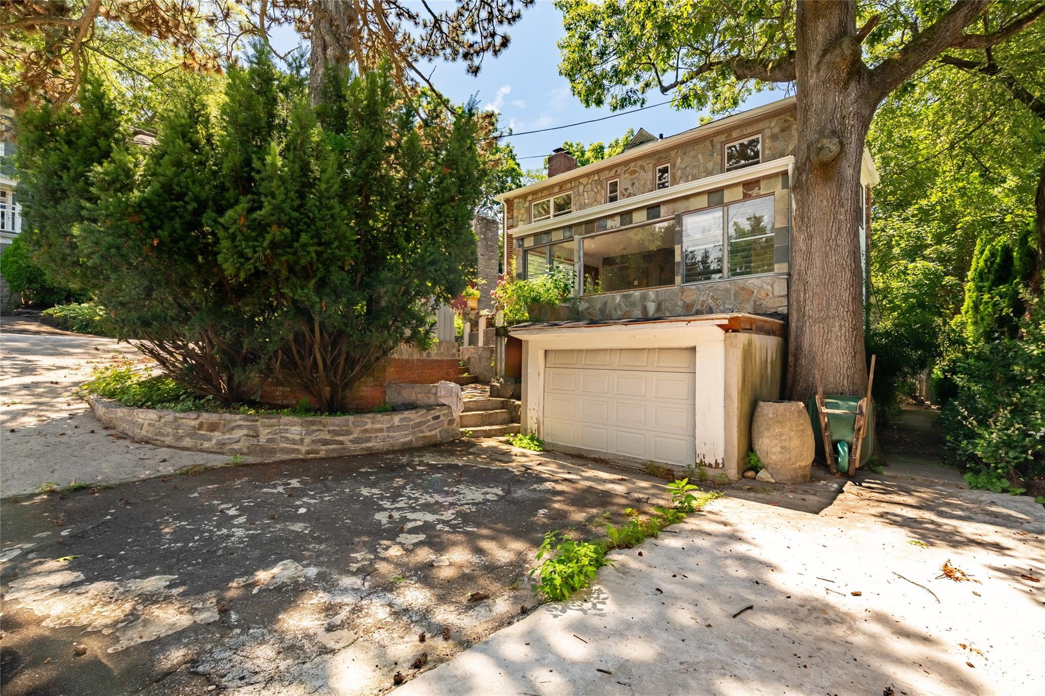 Property Photo: 6015 Independence Avenue NY 10471