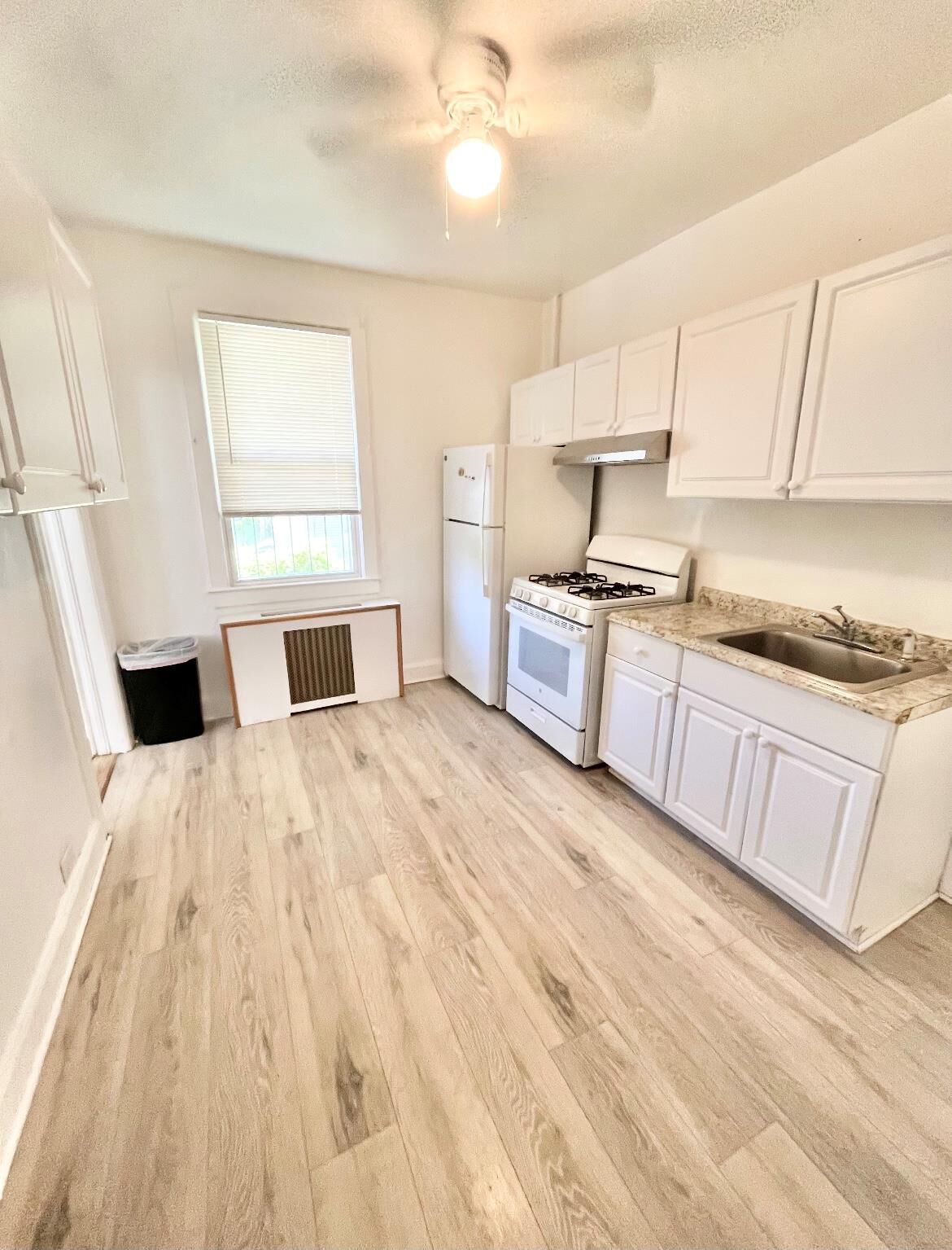 Property Photo:  64 Grand Street 2  NY 10543 