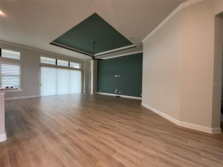 Property Photo: 1550 W Boston Post Drive FL 34442