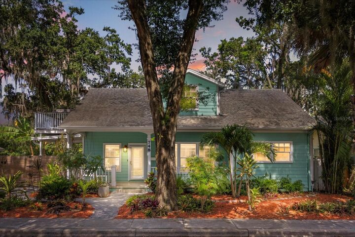 Property Photo:  748 Altaloma Avenue  FL 32803 