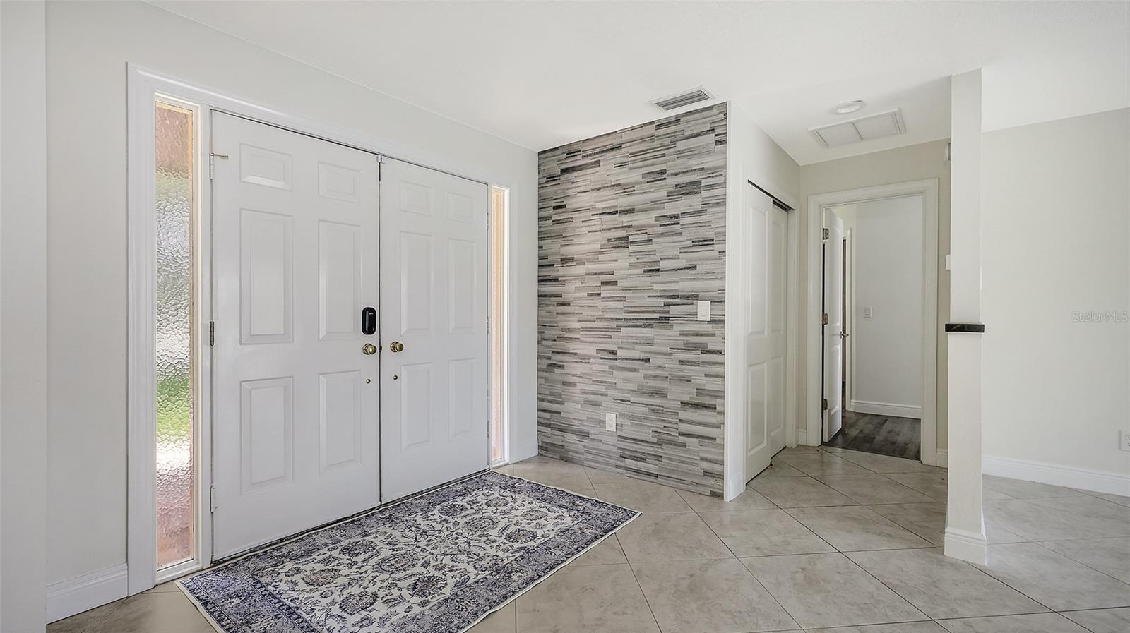 Property Photo:  4830 Greywood Lane  FL 34235 