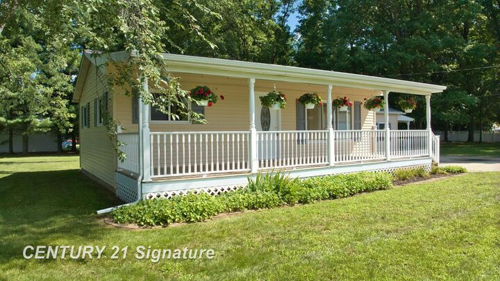 Property Photo:  9326 Vienna Road  MI 48457 