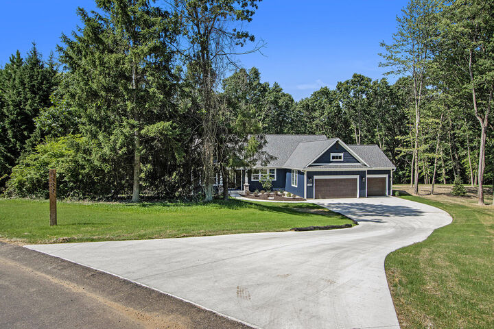 Property Photo:  6583 W Hidden Lake Circle  MI 49083 