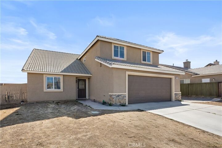 Property Photo:  14651 Regent Court  CA 92301 