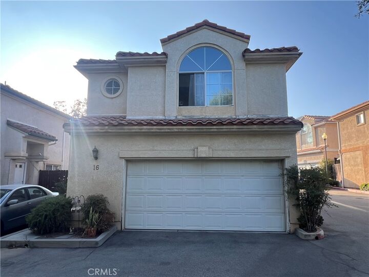 13775 Glenoaks Boulevard 16  Sylmar CA 91342 photo