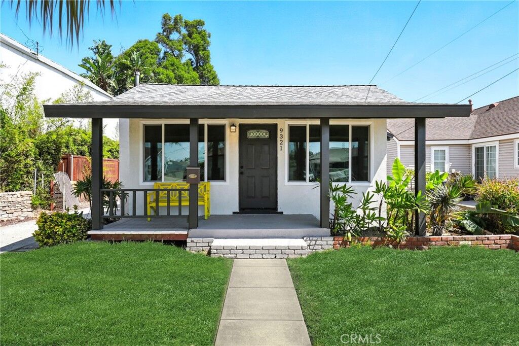 Property Photo:  9321 Harvard Street  CA 90706 