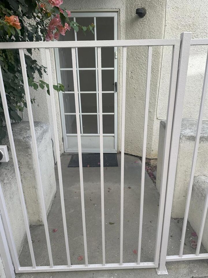 Property Photo:  20920 Community Street 7  CA 91304 