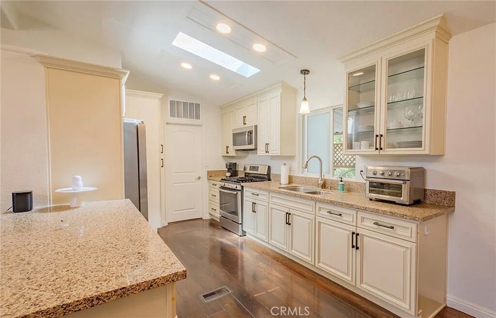 Property Photo:  4201 Topanga Canyon Blvd 136  CA 91364 