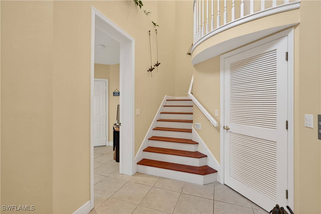 Property Photo:  5957 Tarpon Gardens Circle 202  FL 33914 