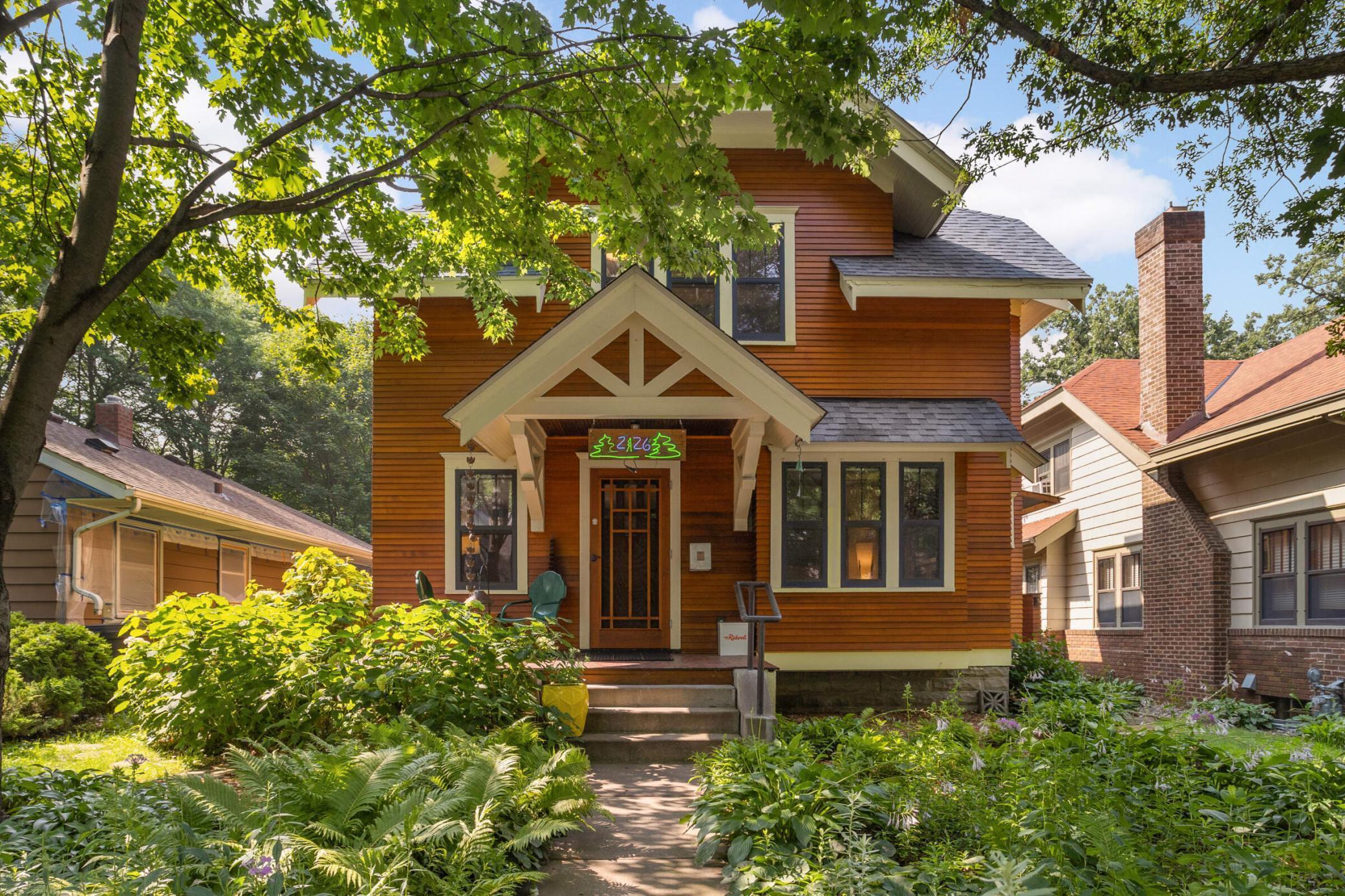 Property Photo: 2126 Lincoln Avenue MN 55105