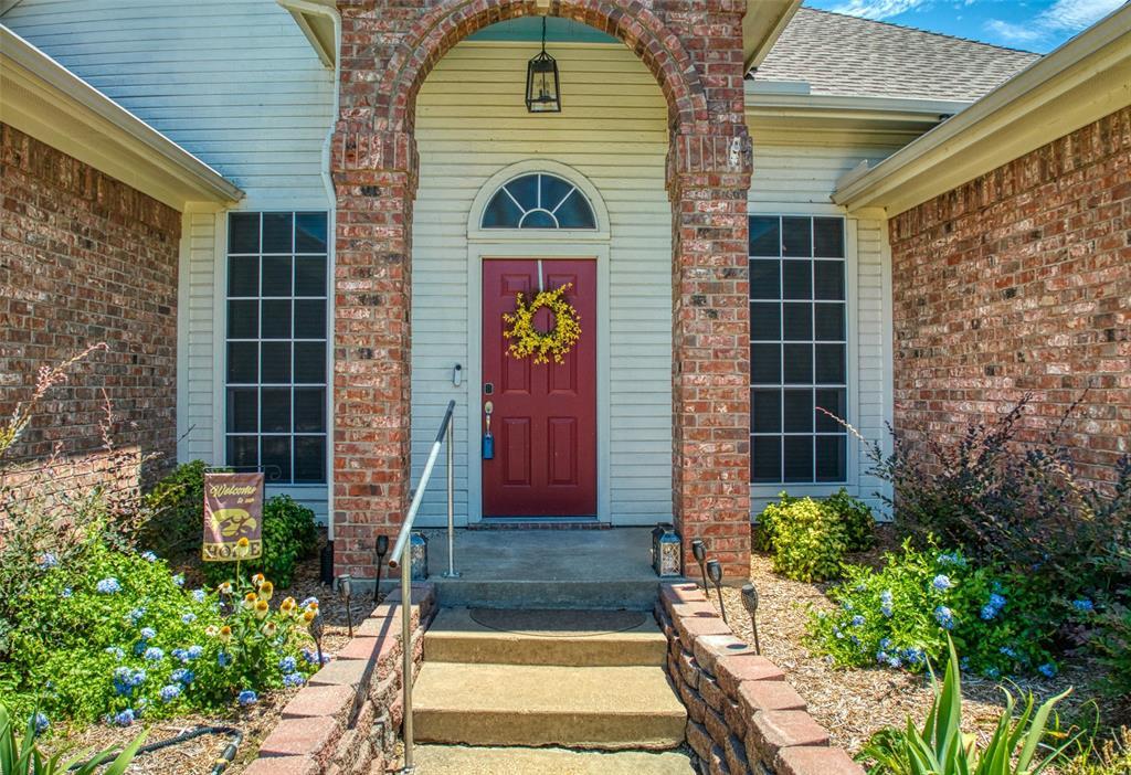 Property Photo: 2900 Boyd Street TX 75119