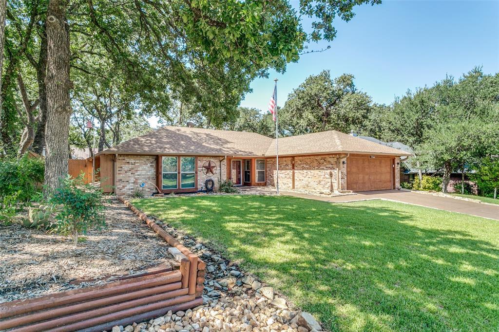 Property Photo: 1508 Donna Lane TX 76022
