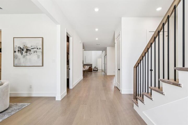 Property Photo: 6402 Kenwood Avenue TX 75214