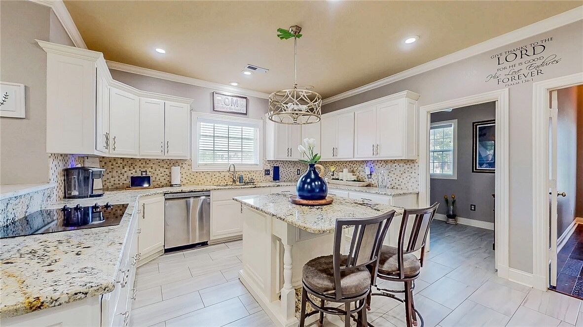 Property Photo: 1705 Billie Acres Place AR 72745