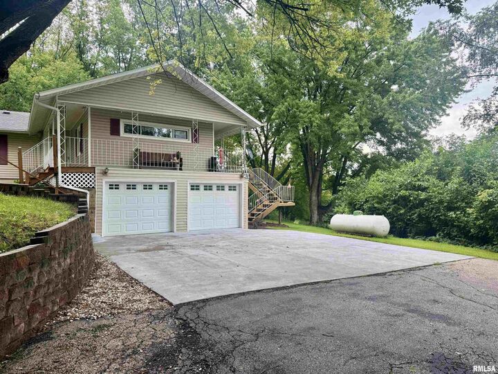 Property Photo: 757 Knox Rd 1025 E Road IL 61436
