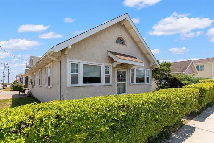 Property Photo:  744 Nantasket Ave  MA 02045 