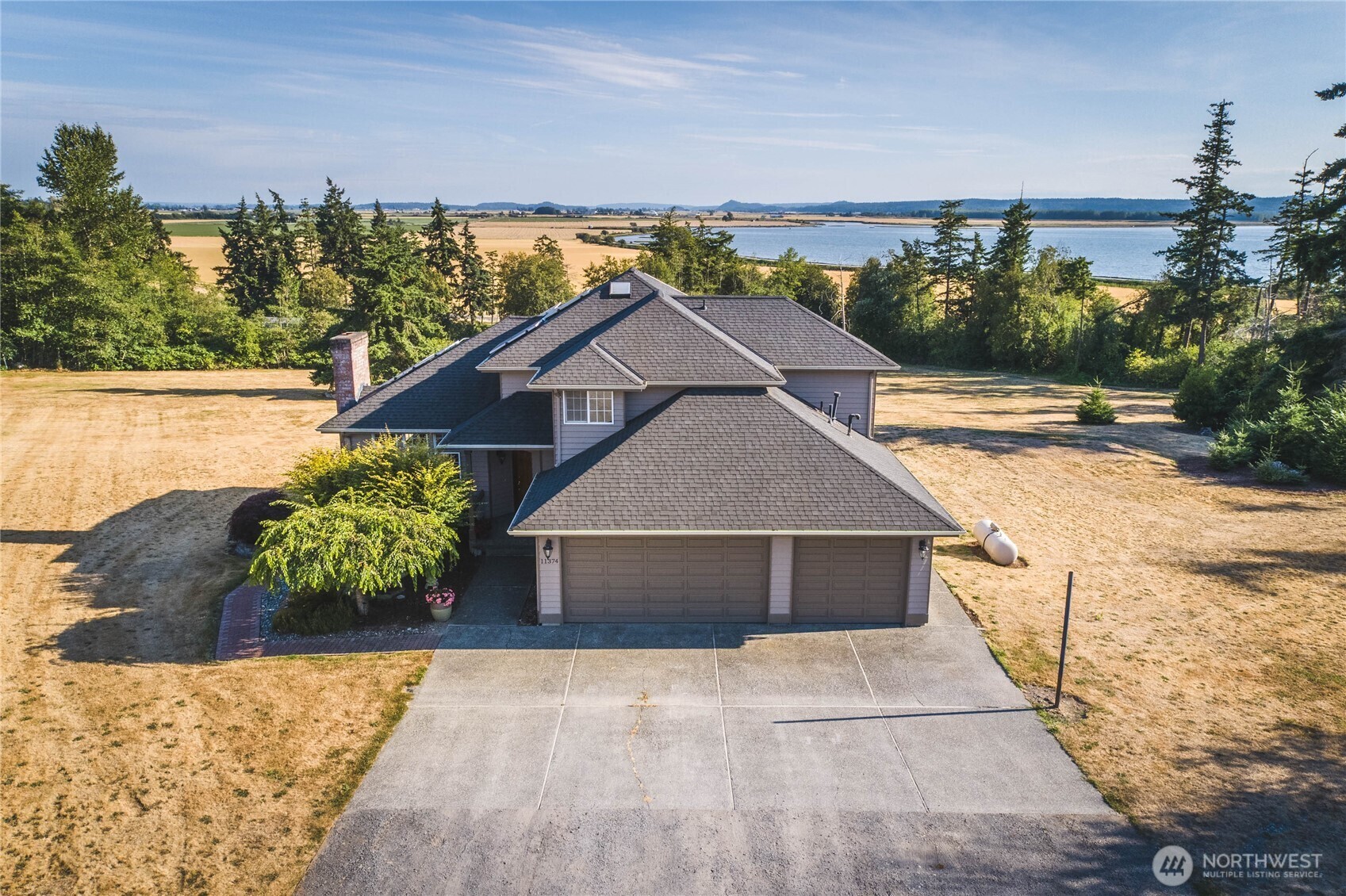 11374  Walker Road  Mount Vernon WA 98273 photo