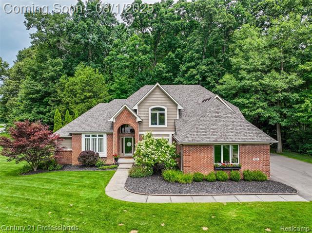 Property Photo: 9884 Forest Ridge Drive MI 48348