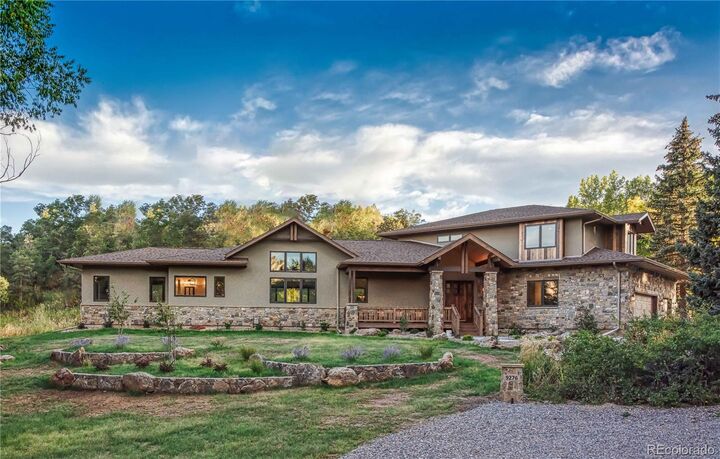 8855 W Bear Creek Drive  Lakewood CO 80227 photo
