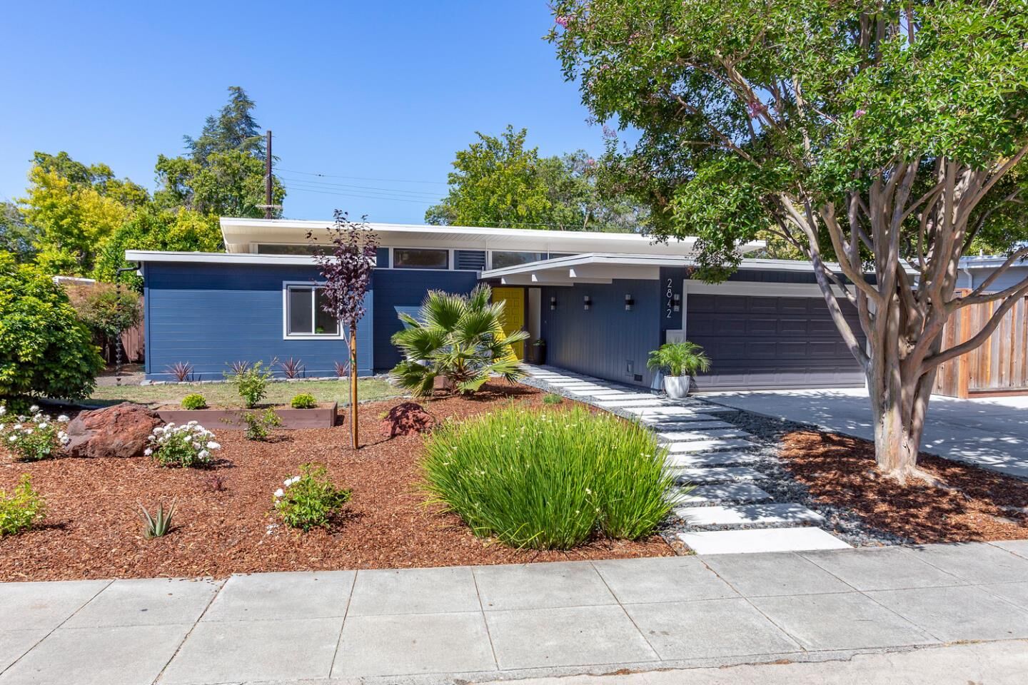 Property Photo: 2842 Greer Road CA 94303