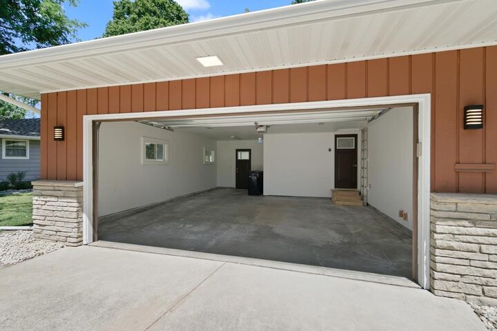 Property Photo: 1016 Erie Drive WI 53545