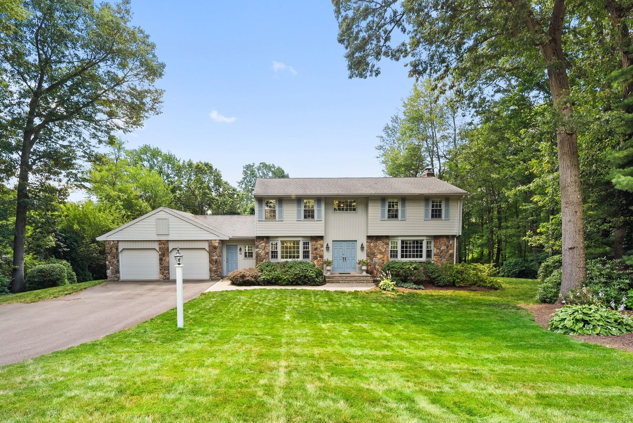 Property Photo:  68 Autumn Drive  CT 06074 