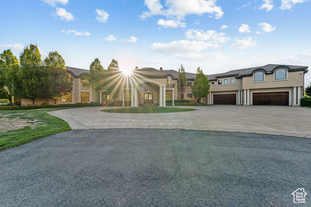 Property Photo: 271 N 400 E UT 84042