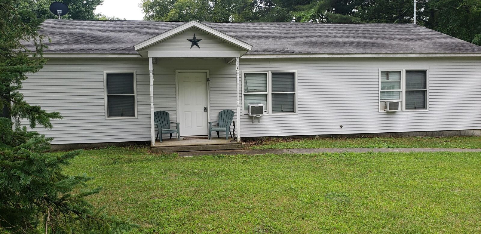 Property Photo:  657 Port Douglas Road  NY 12944 