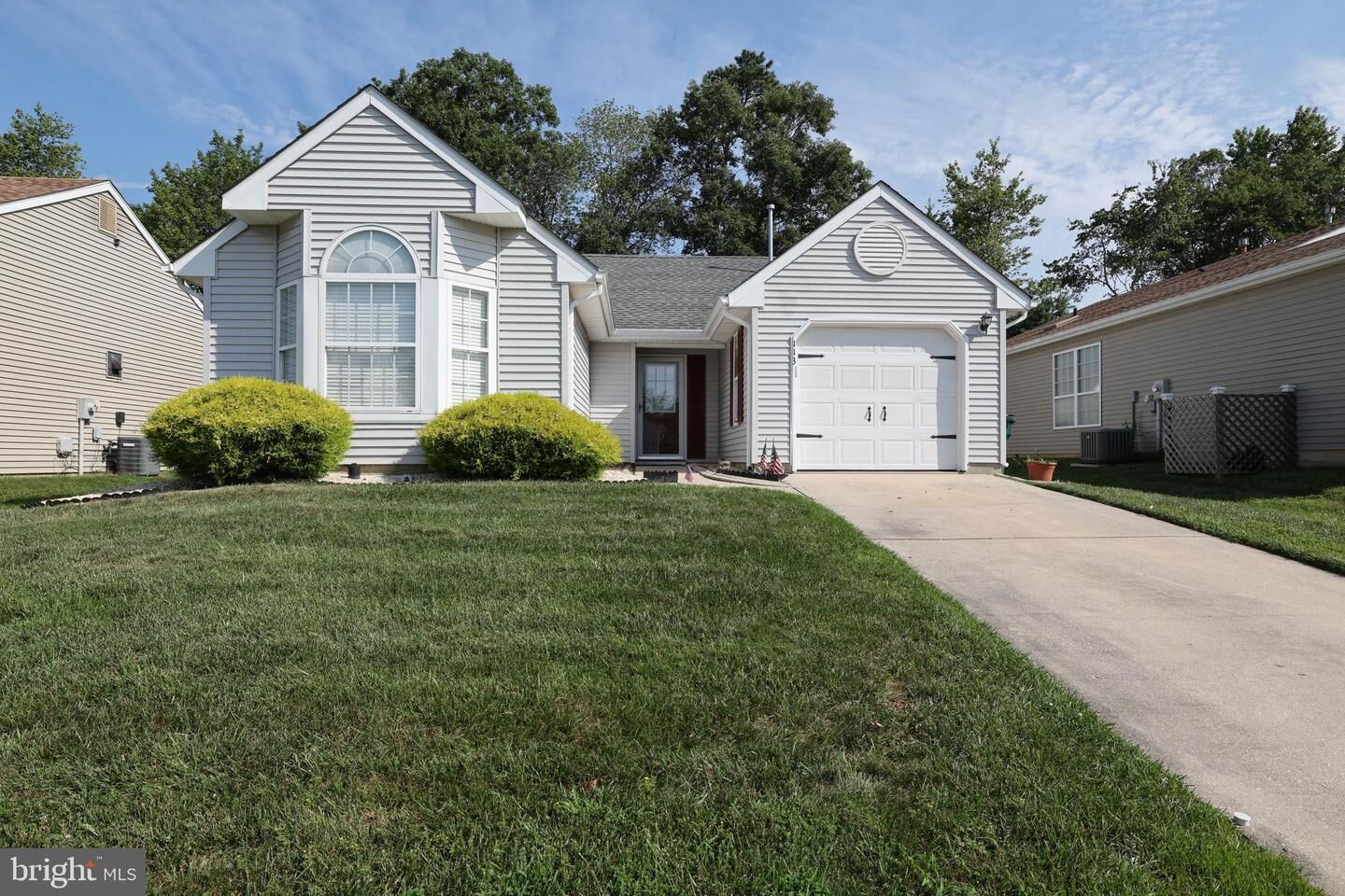 Property Photo: 113 Danbury Drive NJ 08087
