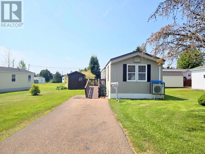 Photo de la propriété:  32 Lorne Crescent  NS B4H 4B7 