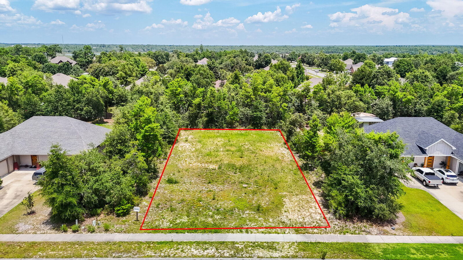 Property Photo: 109 Lake Merial Trail FL 32409