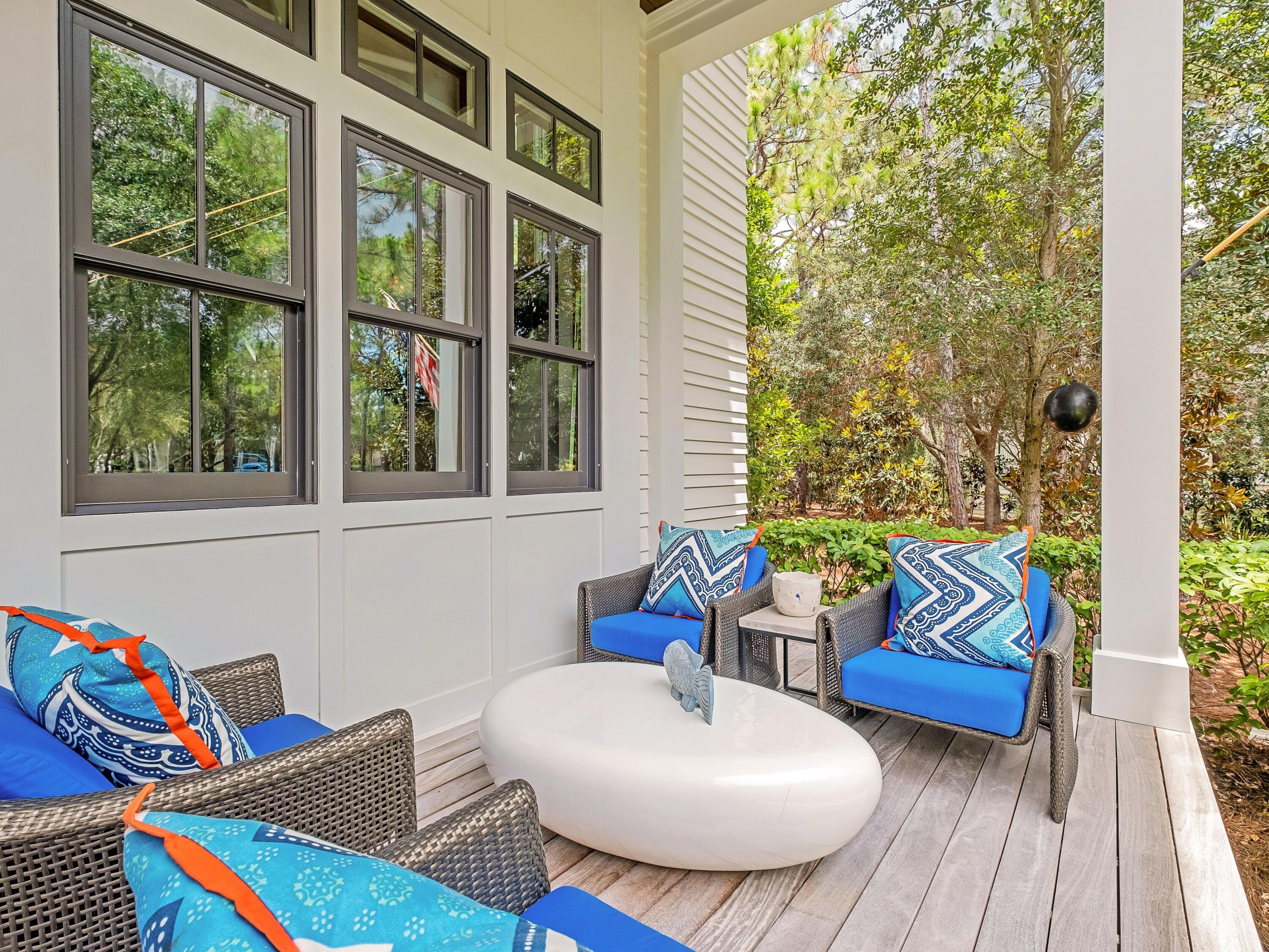 Property Photo:  191 Sand Hill Circle  FL 32459 