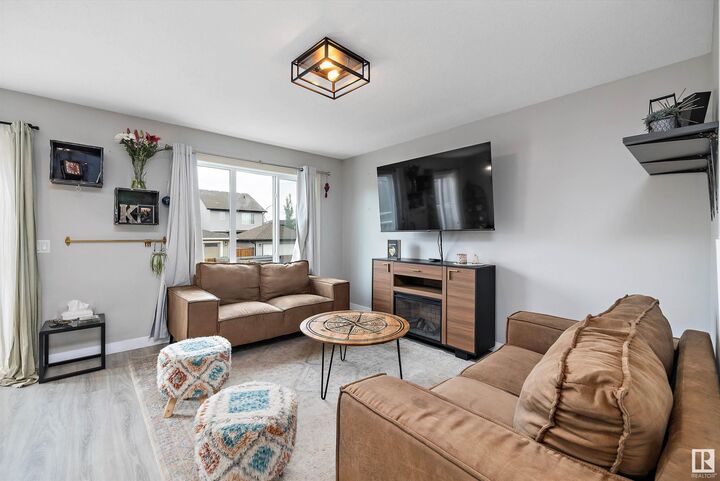 Property Photo:  48 Sierra Wynd  AB T8L 0T3 