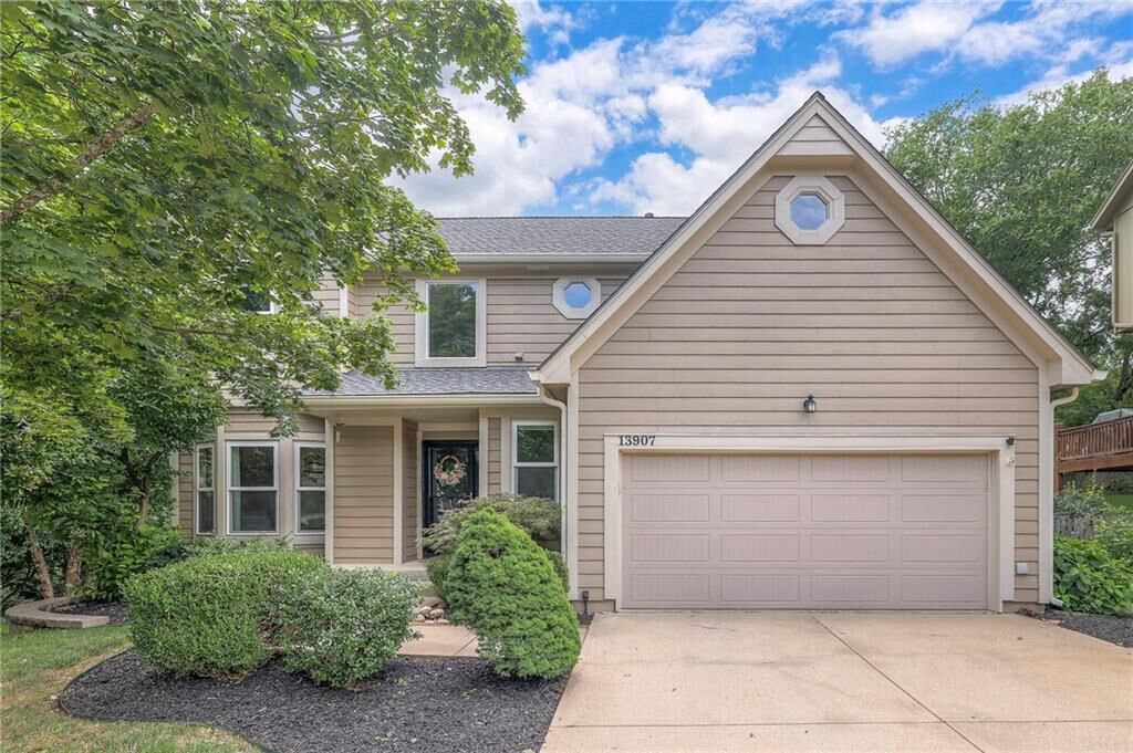 Property Photo:  13907 W 71 Place  KS 66216 