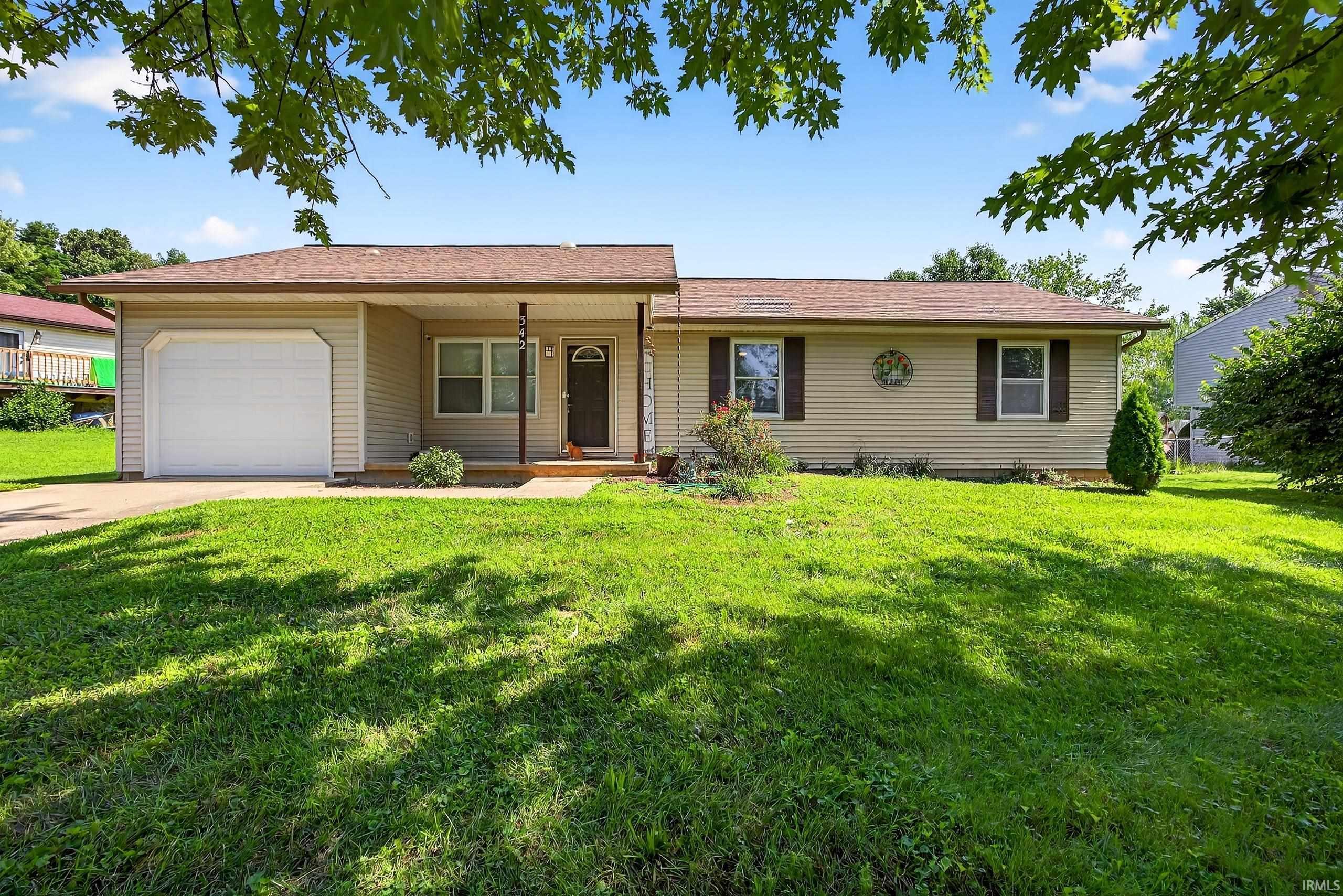 Property Photo: 342 E Briarwood Lane IN 47429