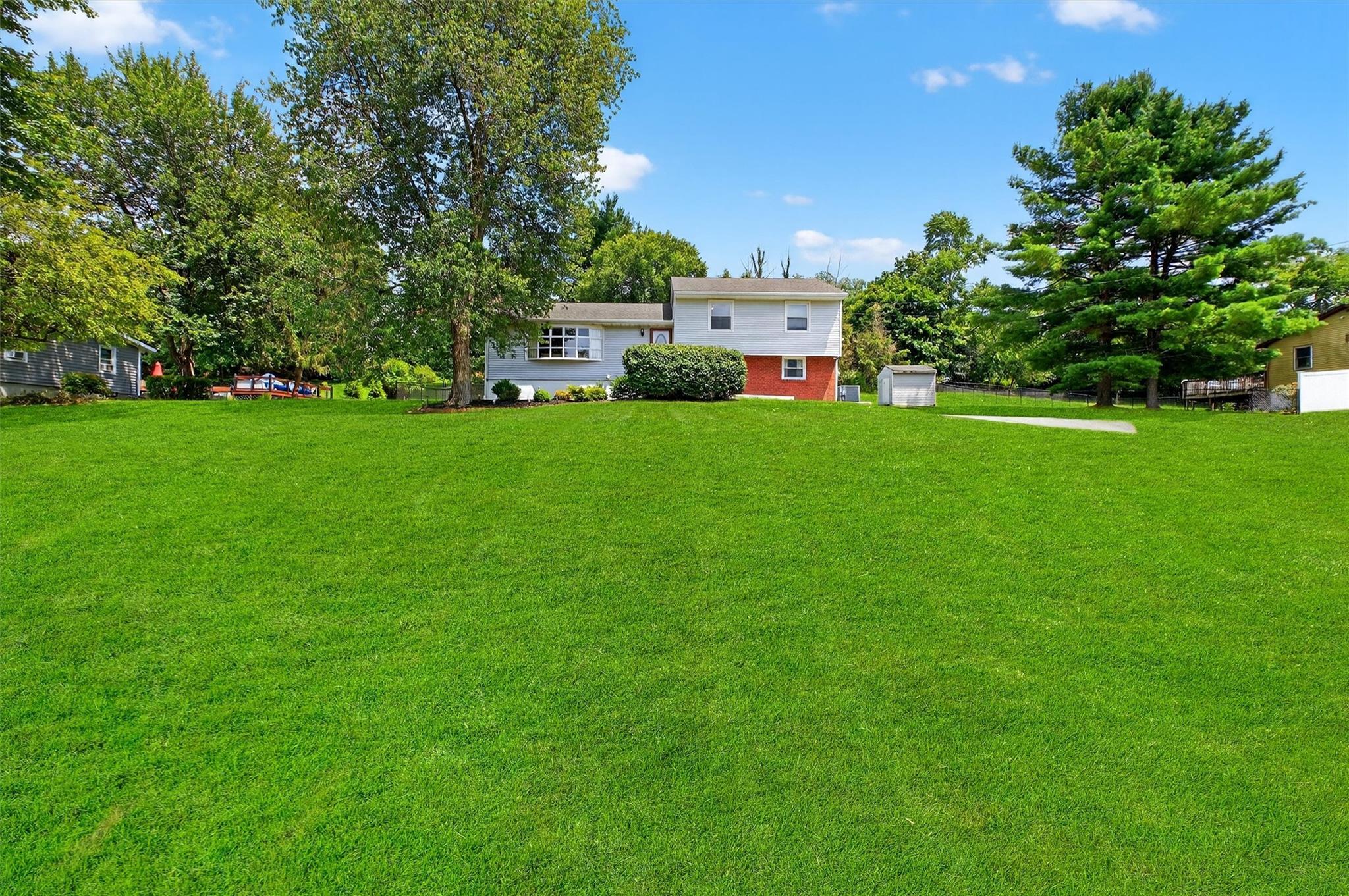 Property Photo:  5 Verplanck Avenue  NY 12533 