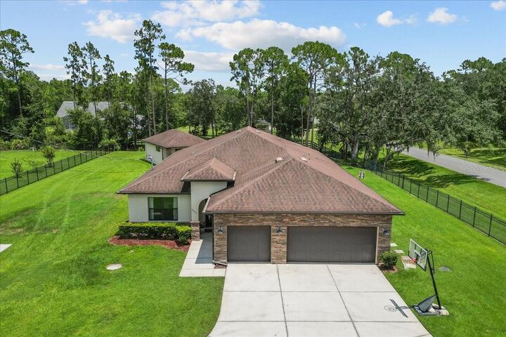 6053 Dallas Boulevard  Orlando FL 32833 photo