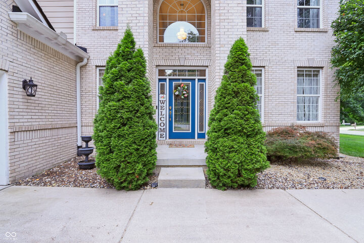 Property Photo: 7701 Black Walnut Drive IN 46123