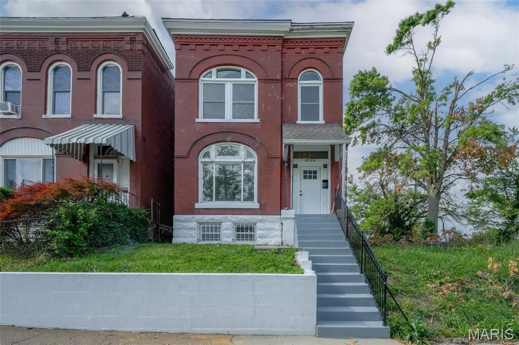 Property Photo:  4550 Enright Avenue  MO 63108 