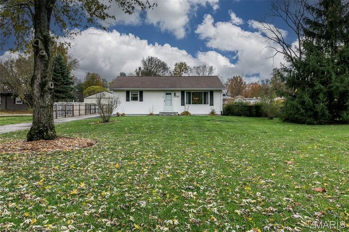 5736 Old Keebler Road  Collinsville IL 62234 photo