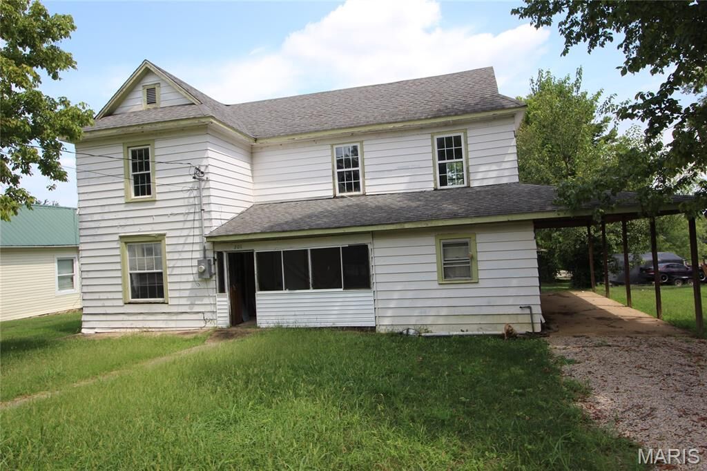 Property Photo: 206 N B Street MO 63628