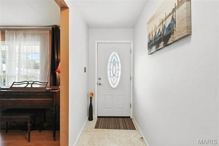 Property Photo: 5621 Chalet Manor Court MO 63129